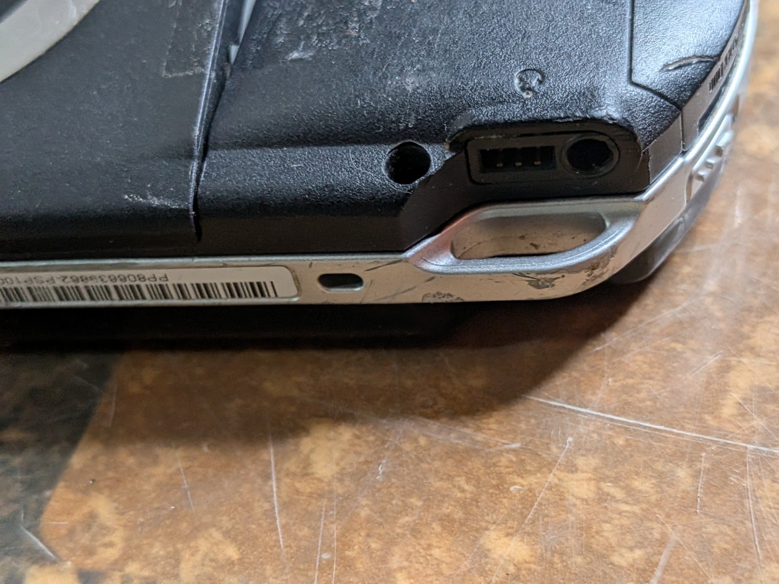 Sony Playstation Portable PSP 1001 Console ONLY For Parts or Repair – Read