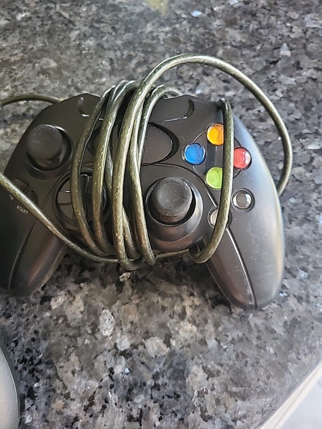 Original Microsoft Xbox Console – Black With 2 Remotes In Working Order