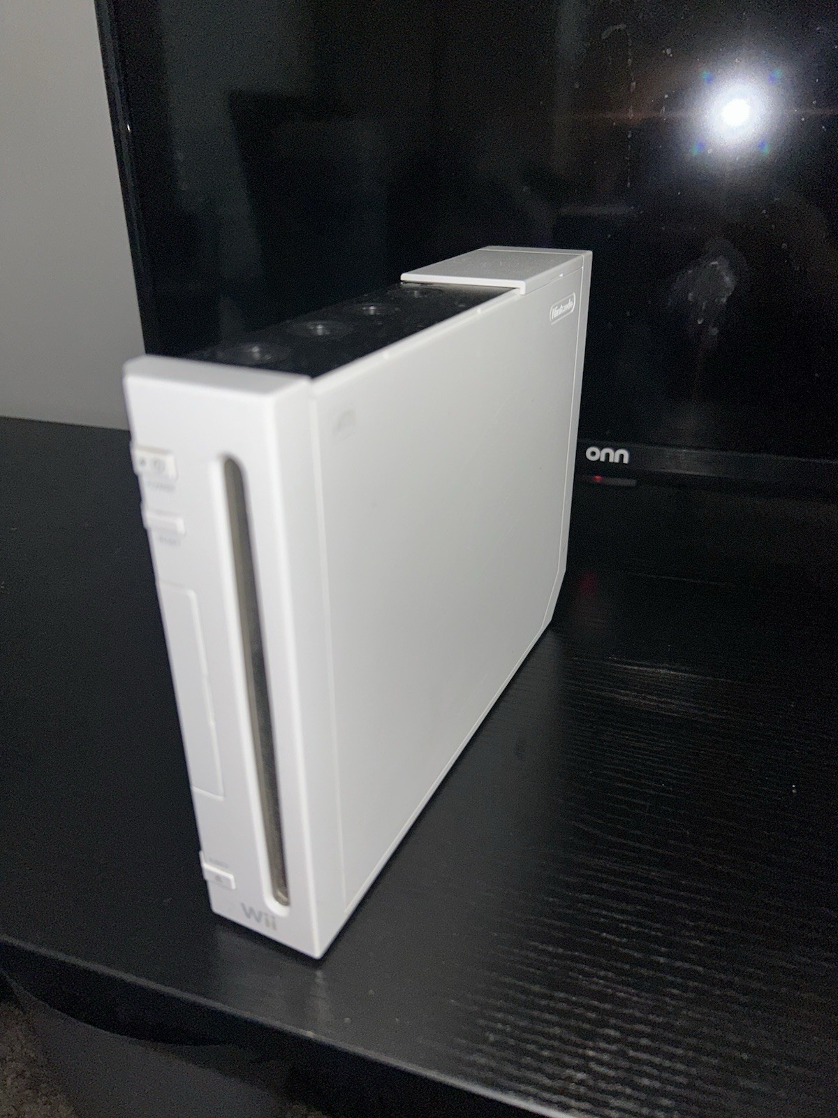 Nintendo Wii RVL-001 White Home Console Wi-Fi 480p NTSC-U/C (US/Canada)