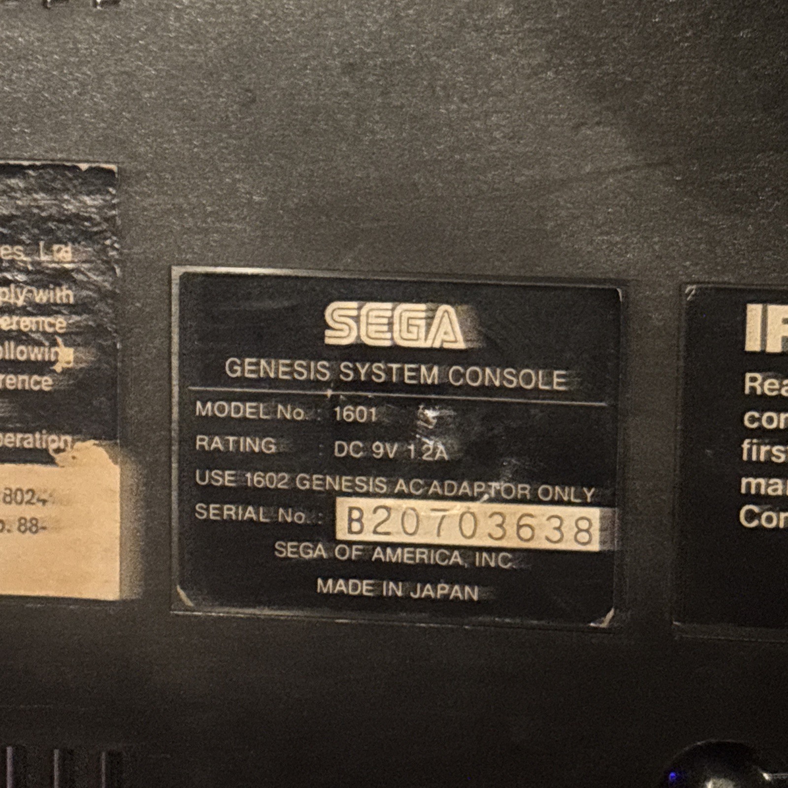 Sega Genesis Model 1601 Console Bundle With Sonic 1 & 2 Street Fighter 2 Special