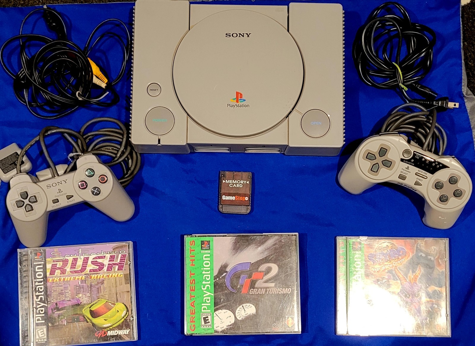 Sony PlayStation 1 Game Console – Gray bundle w/3 games and two controllers One