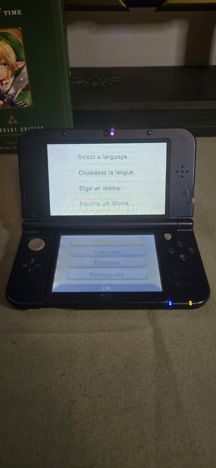 Nintendo New 3DS XL Galaxy Style Purple/Black 4GB 3D Capable Handheld