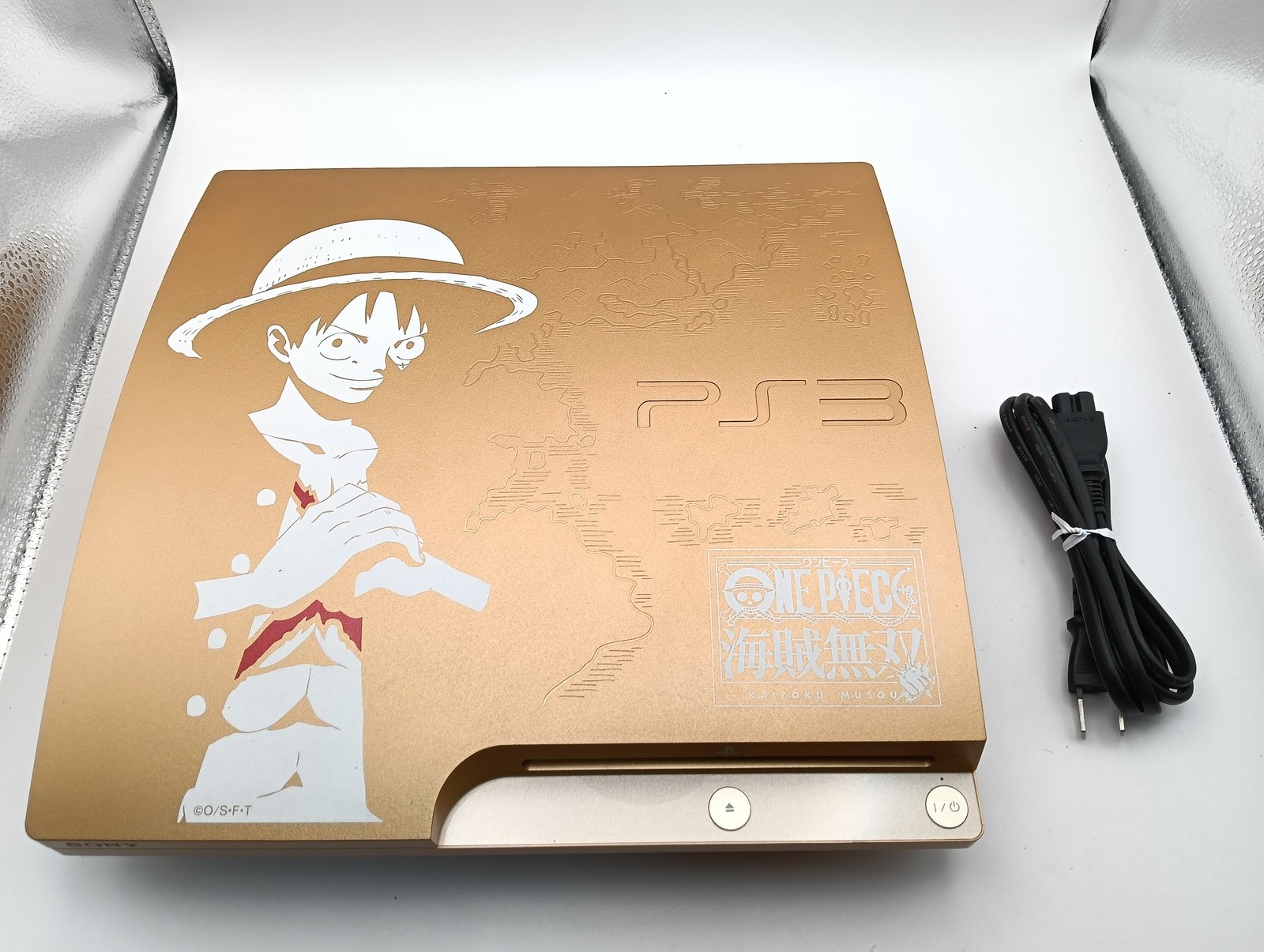 Sony PlayStation 3 PS3 One Piece GOLD LIMITED Edition 320GB Console CECH-3000B
