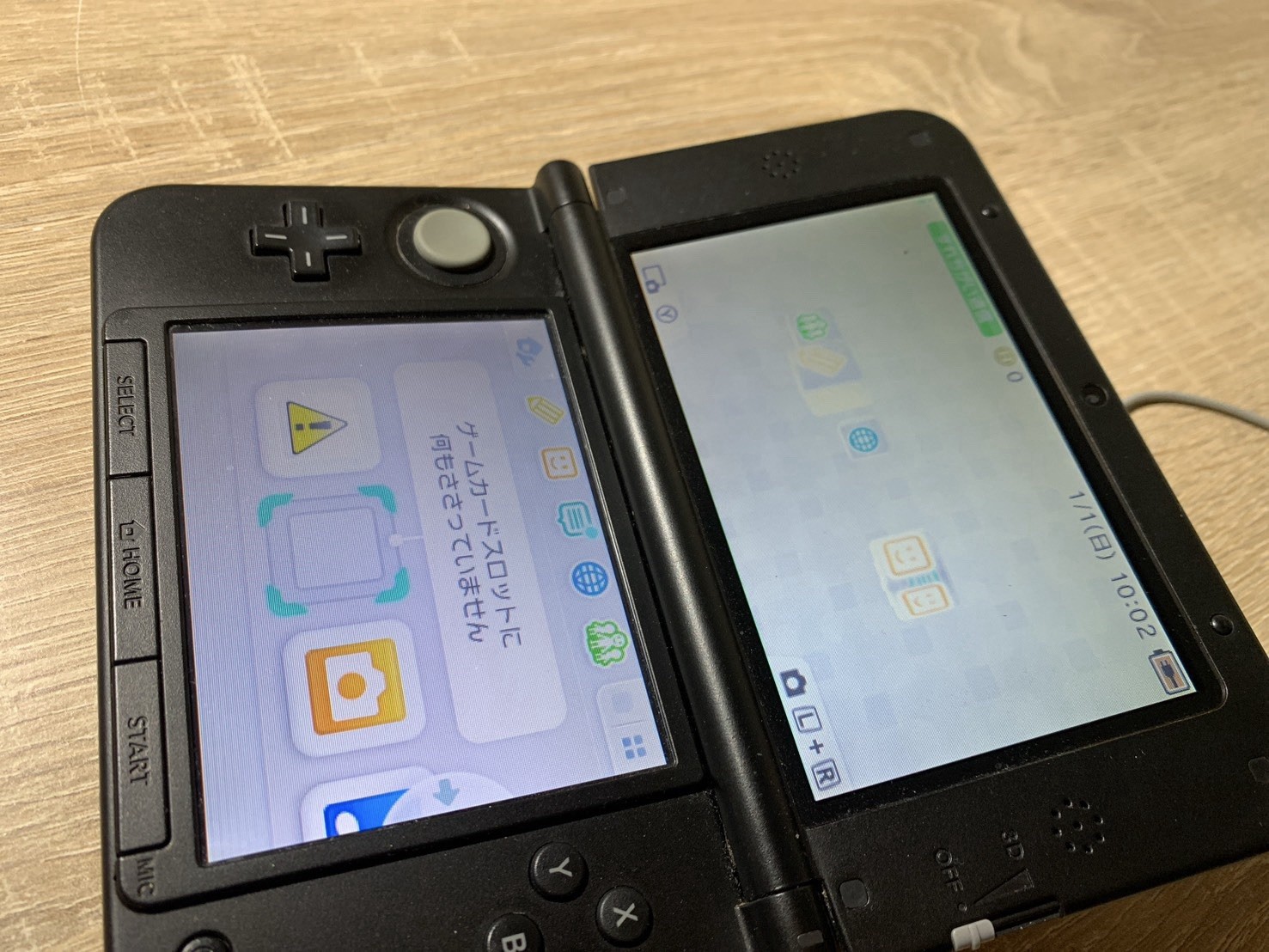 9187 Nintendo 3DS LL Silver Black Good TESTED