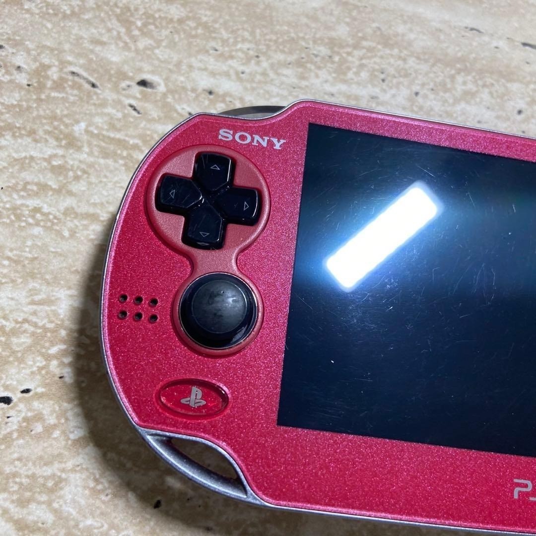 PS Vita 1000 Soul Sacrifice Premium Edition Red Complete 6698