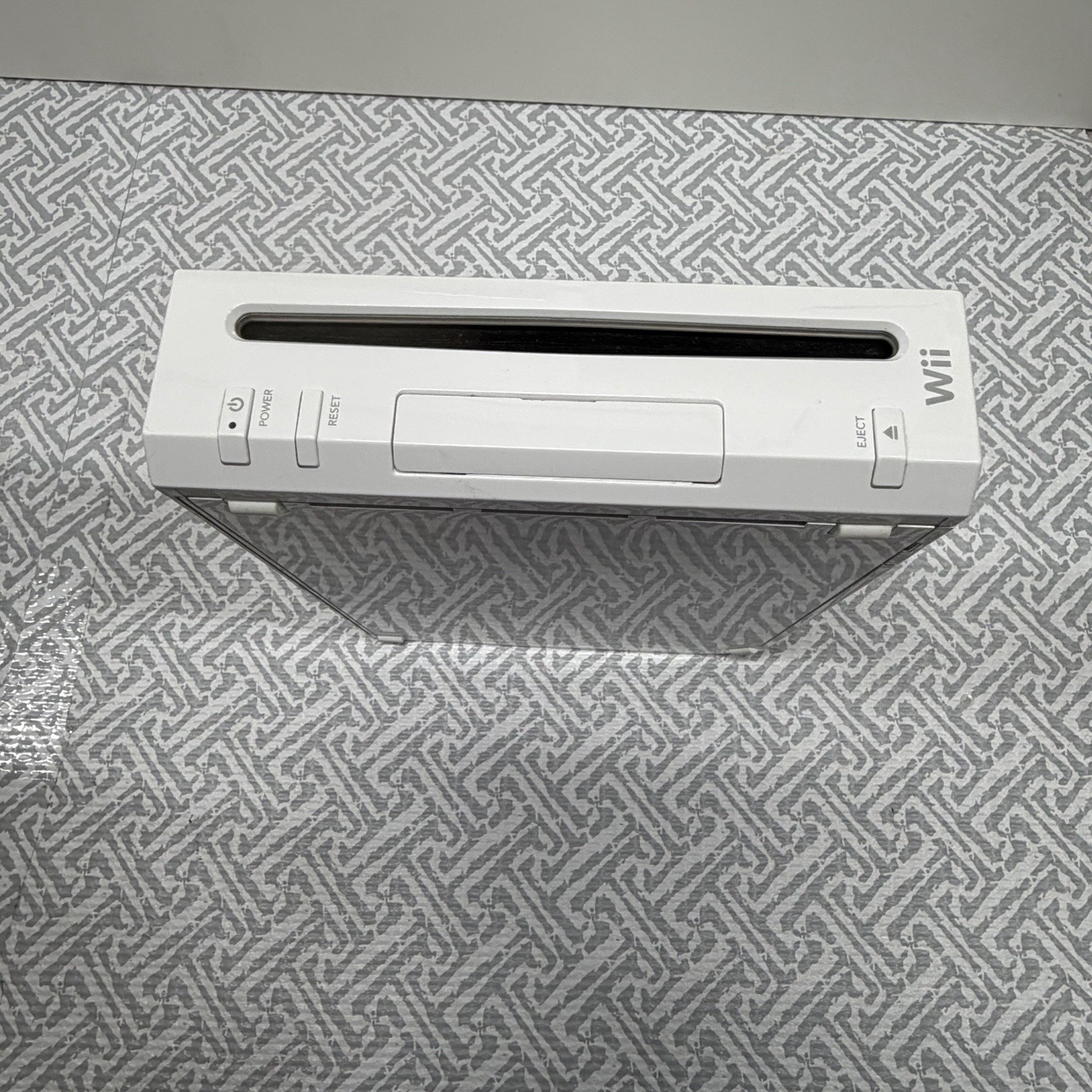 Nintendo Wii RVL-001 512 MB Home Console – White For Parts Or Repairs AS IS!!