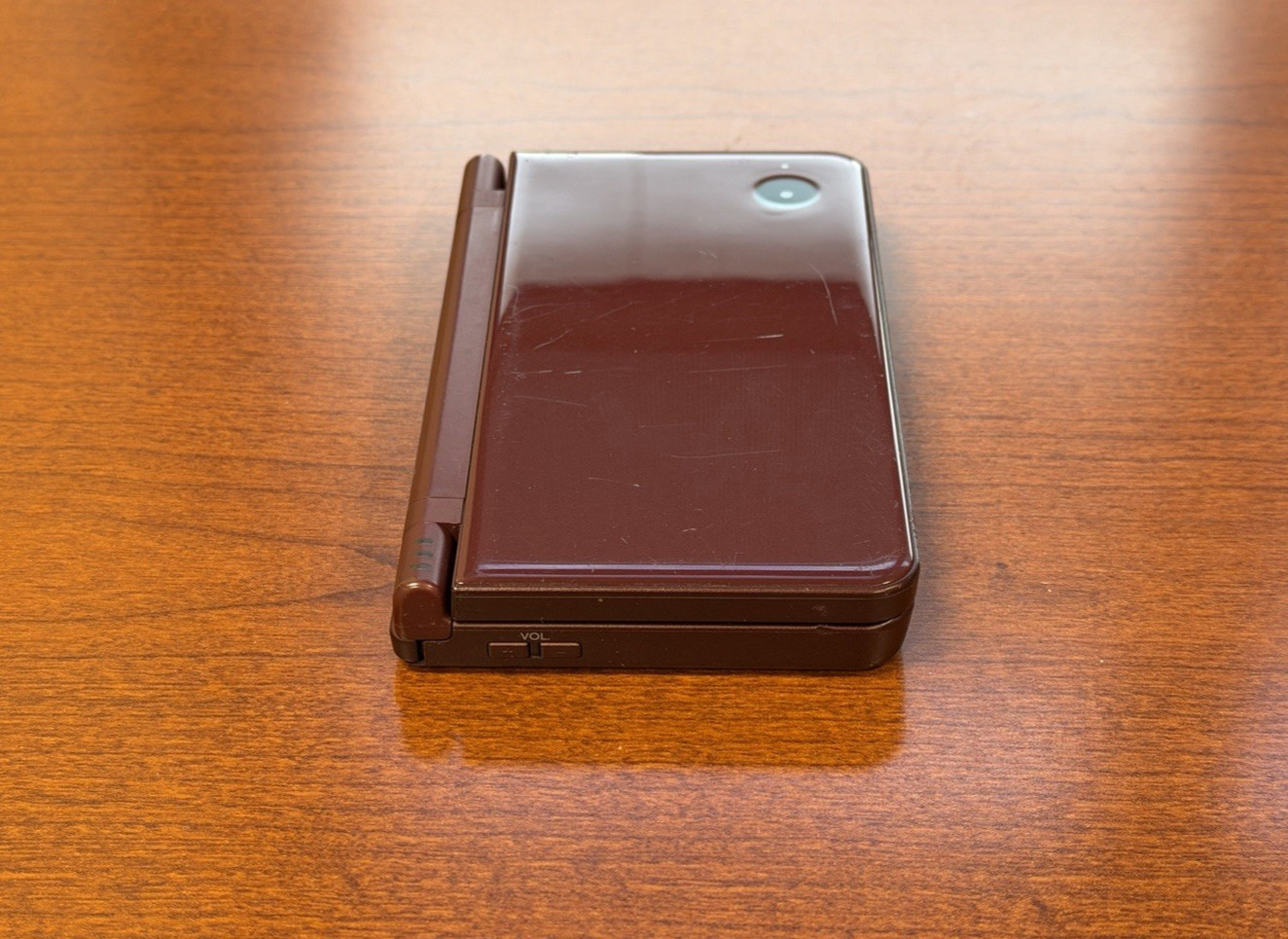 Nintendo DSi XL Burgundy – Charger Included *READ*