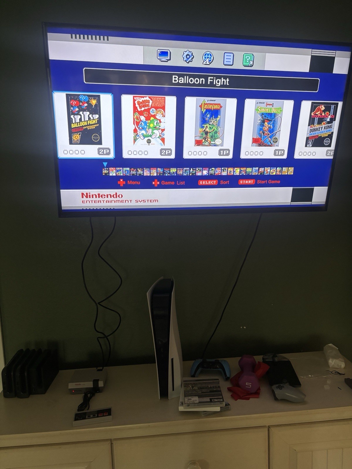 Nintendo Entertainment System 512MB NES Classic Edition Console – White/Gray Cib