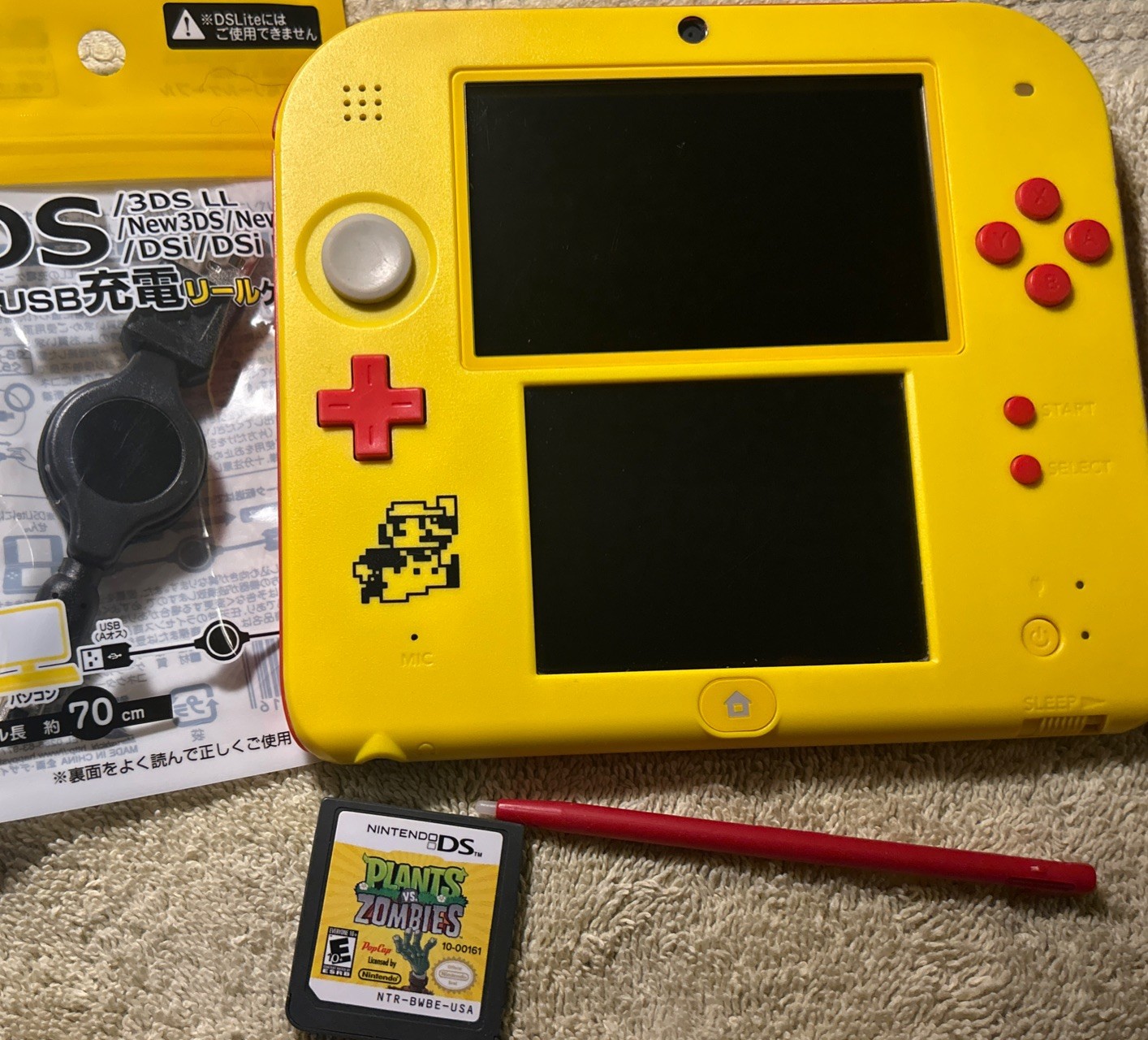 Nintendo 2DS Super Mario Maker for Bundle With Games Plants Vs Zombies
