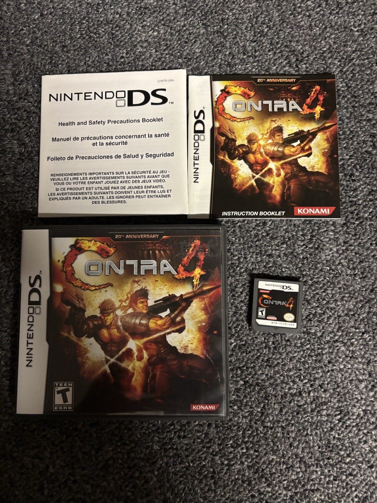 Nintendo DSI XL Mario 25th Anniversary Edition Red w/New Super Mario & Contra 4