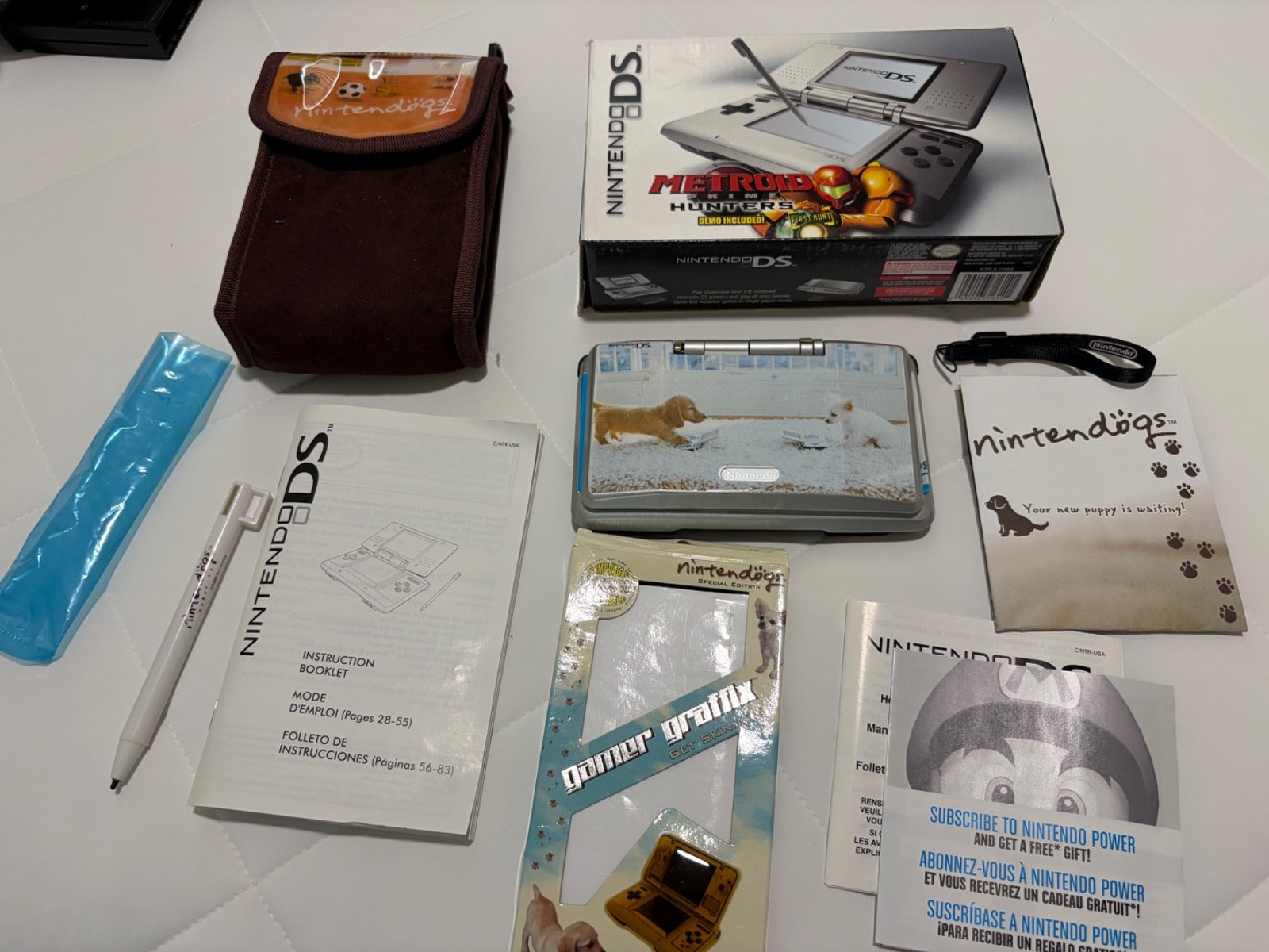 Nintendo DS Handheld Silver Console NTR-001 – Hinge Broken – Nintendogs Graffix