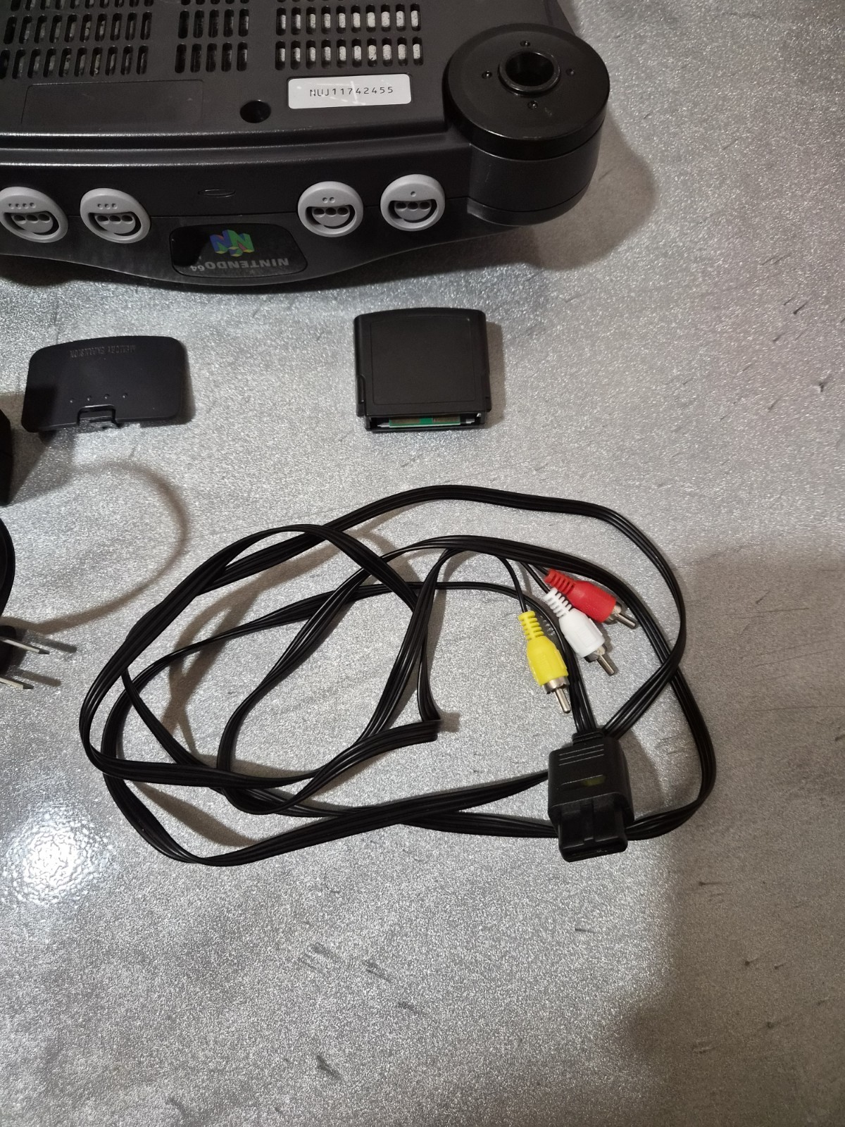 Nintendo 64 Console NUS-001 JPN Black Console Jumper included read desc