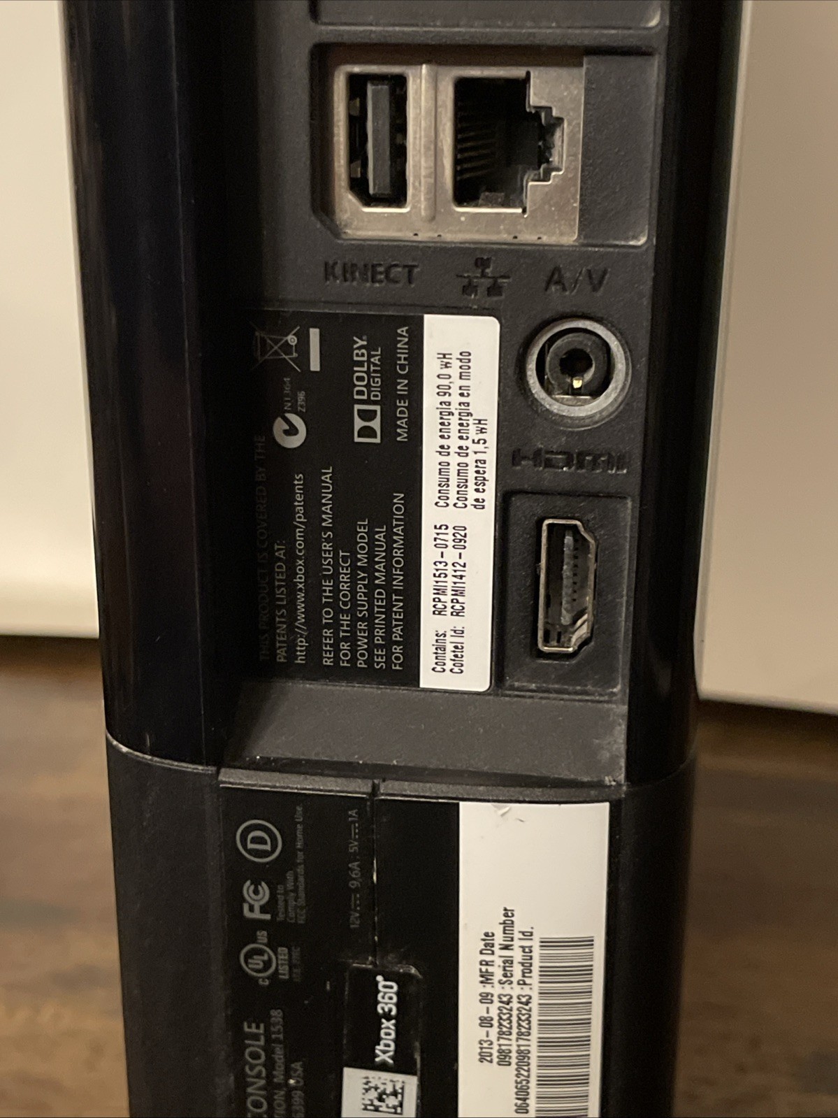 Microsoft Xbox 360 E 250GB Console Model 1538 Bundle OEM Controller Power Supply
