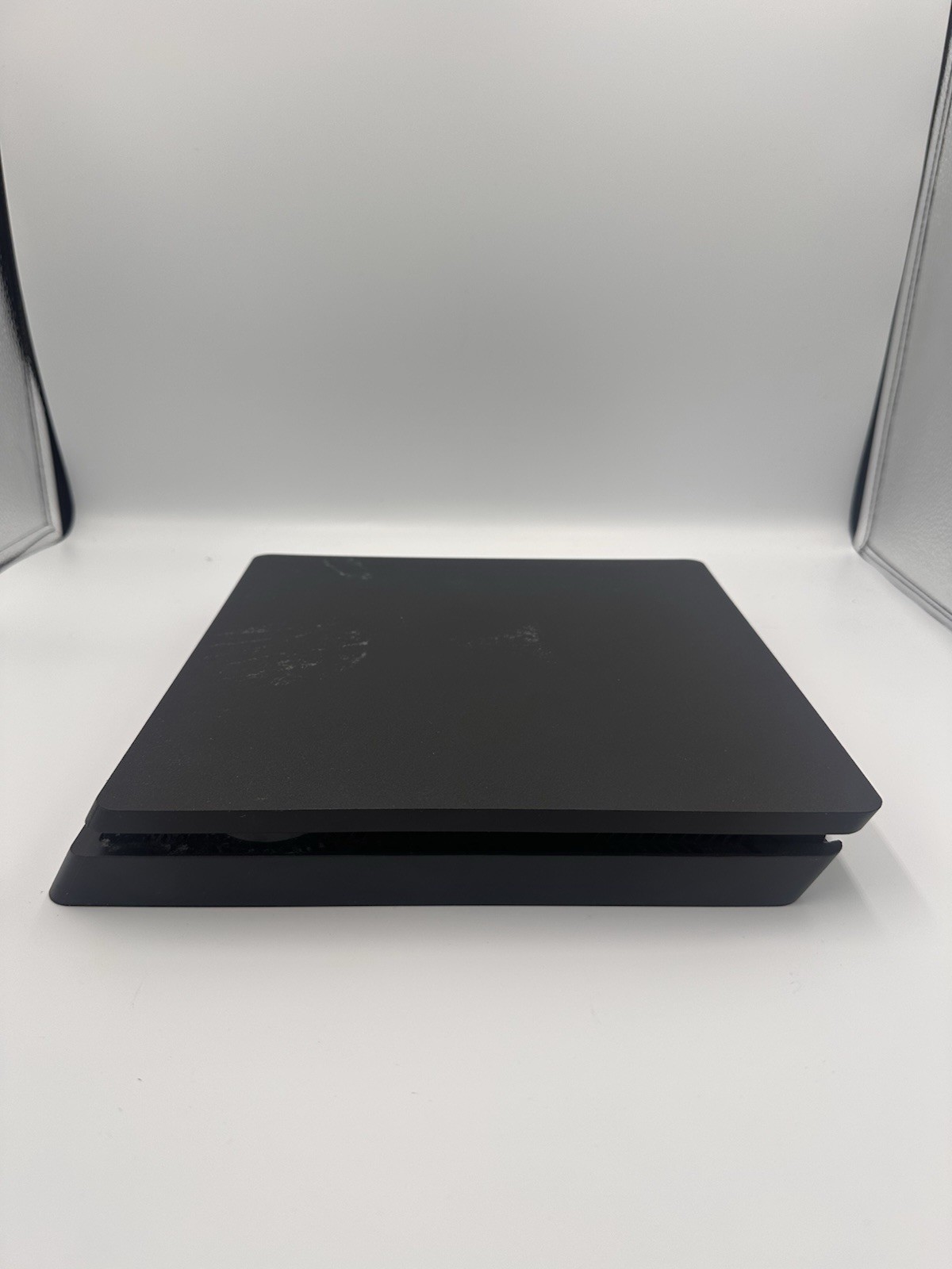 Sony PlayStation 4 Slim 1TB Bundle – Games & Controller BUNDLE! *CLEAN & TESTED