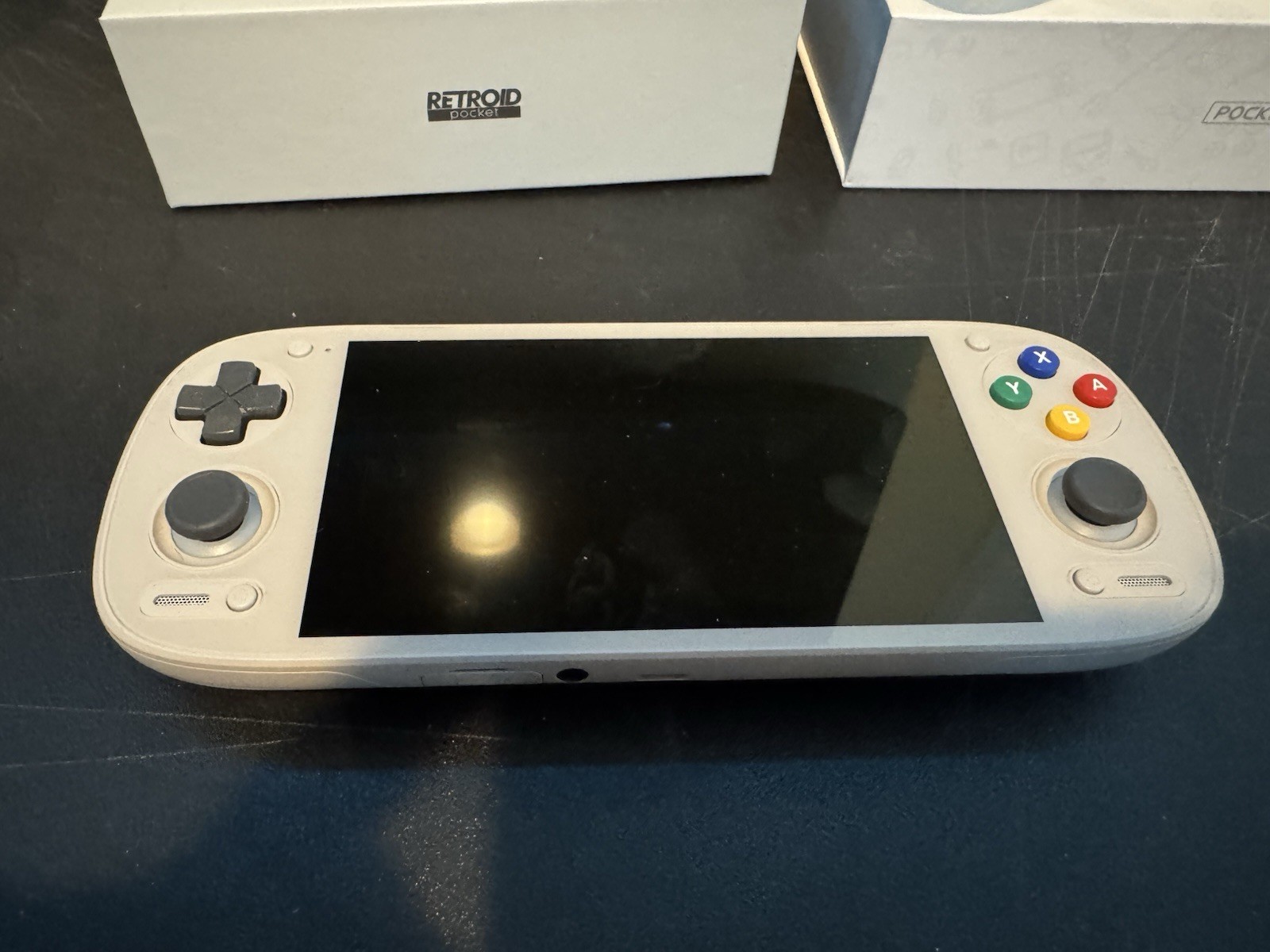 Retroid Pocket G2 handheld gaming console/ Dual screen/ 2 cases/ Official Grip