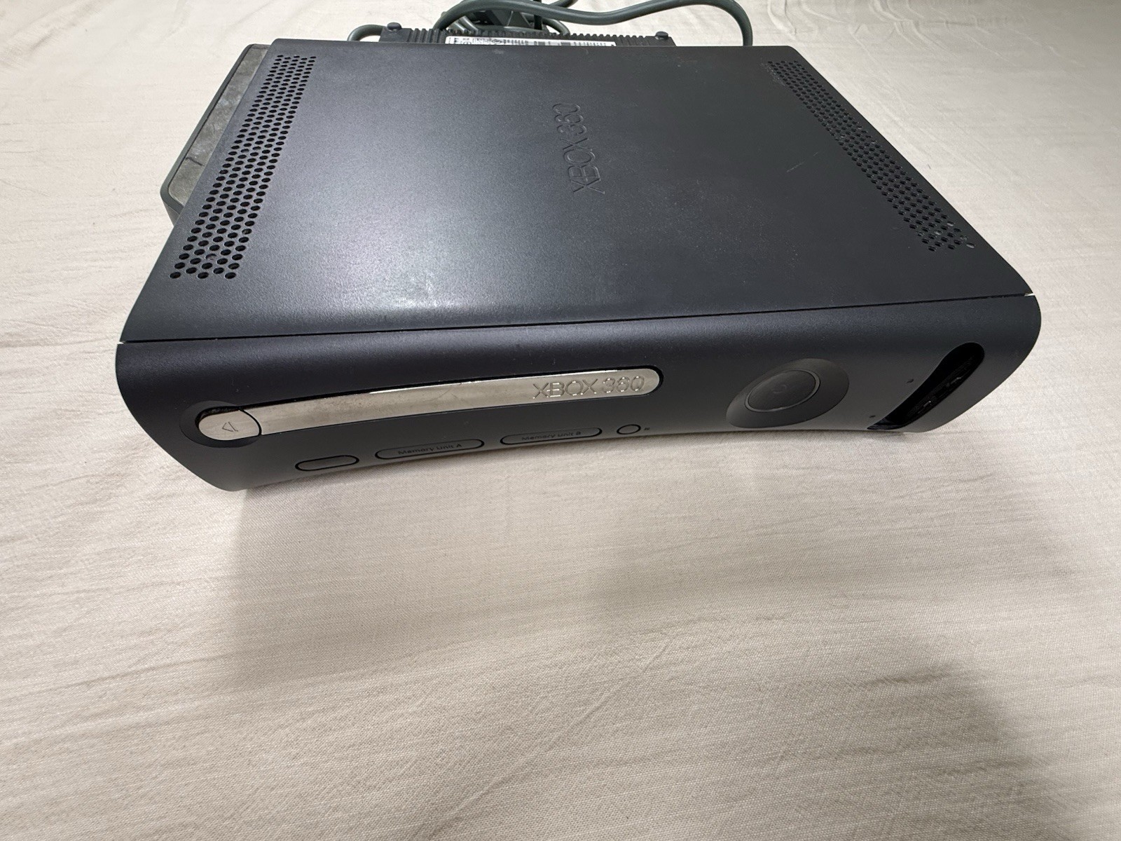 Xbox 360 120GB HDD Console with Cables Tested