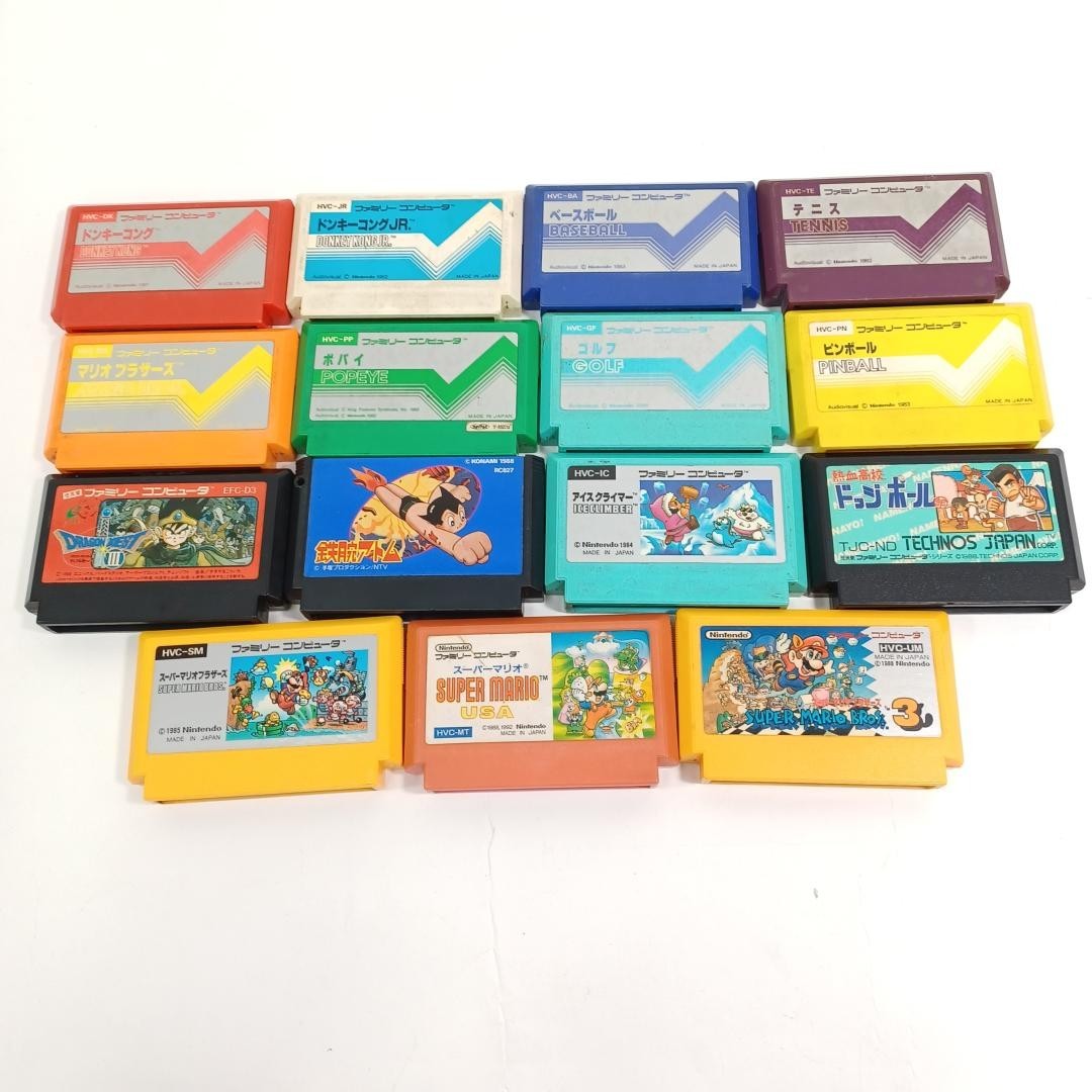 Vintage Nintendo Famicom Console System CIB with 15 Game Cartridges Tested
