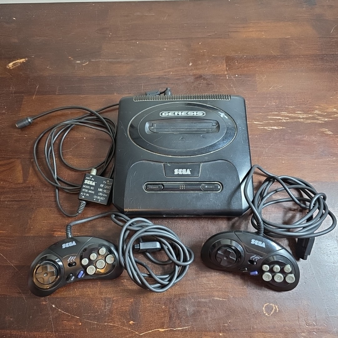 Sega Genesis Model 2 Console w 2 OEM Controllers RF Cord No Power Cord UNTested