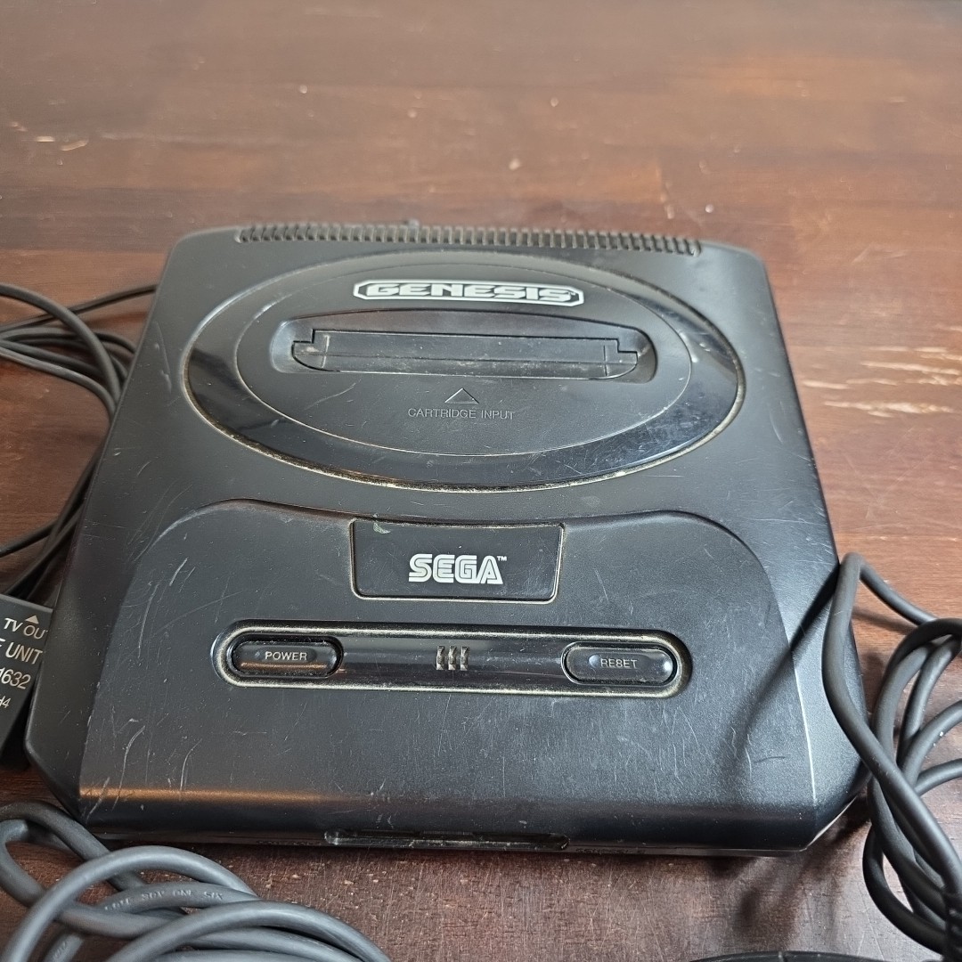 Sega Genesis Model 2 Console w 2 OEM Controllers RF Cord No Power Cord UNTested
