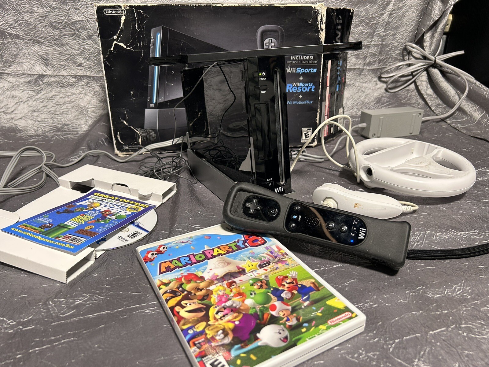 Nintendo Wii Console with Wii Sports + Sports Resort + Motion plus RVLSKRP2