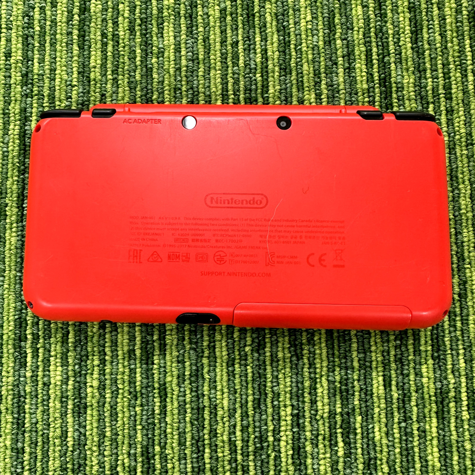 New Nintendo 2DS XL LL Poke Ball Edition Pikachu Monster Console Japanese ver