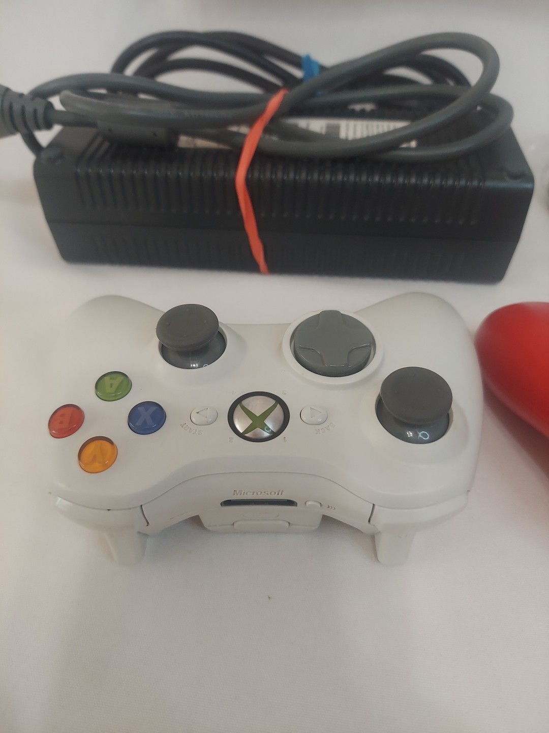 Microsoft Xbox 360 20GB Console – Matte White bundle 1 White 1 Red Controllers
