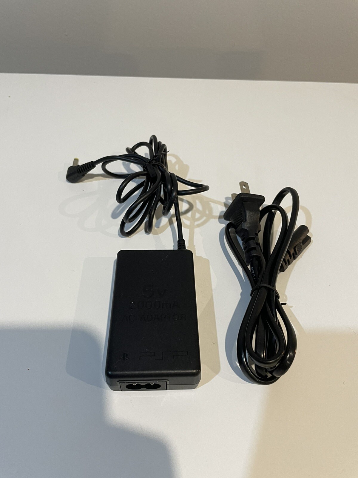 SONY PSP 100 Charger AC Adaptor Plug OEM Genuine 5V 2A N20572 Power Supply