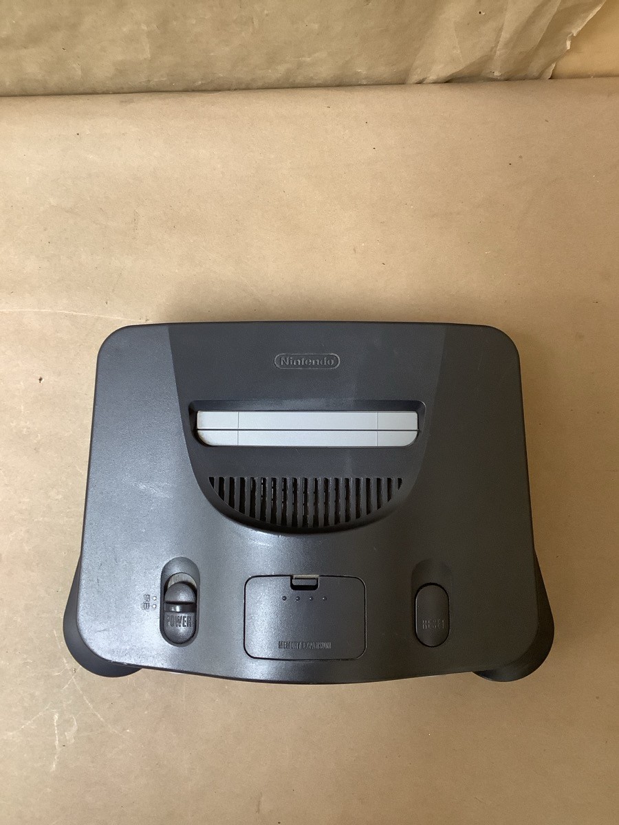 NINTENDO 64 SYSTEM CONSOLE NUS-001 (B42009734)