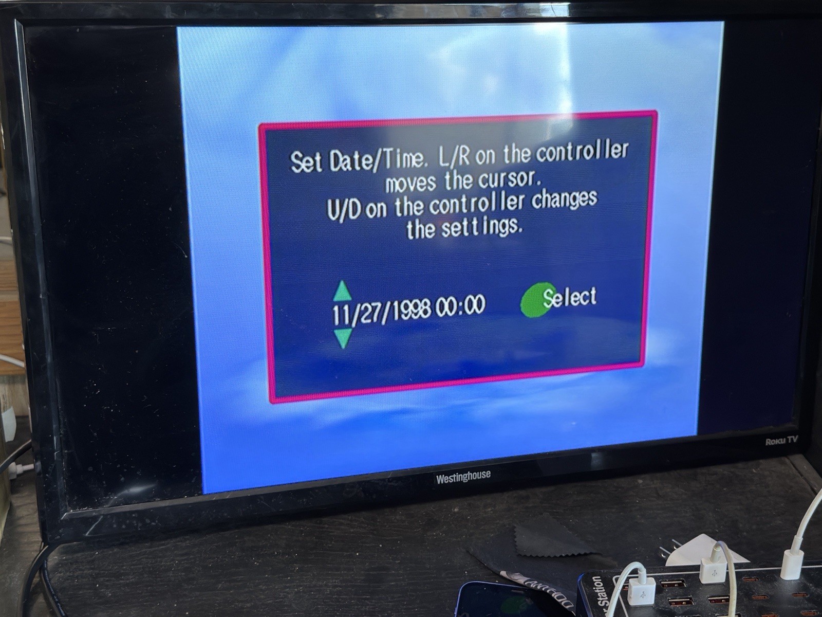 SEGA Dreamcast Console HKT-3020 w/ Controller and Cords TESTED