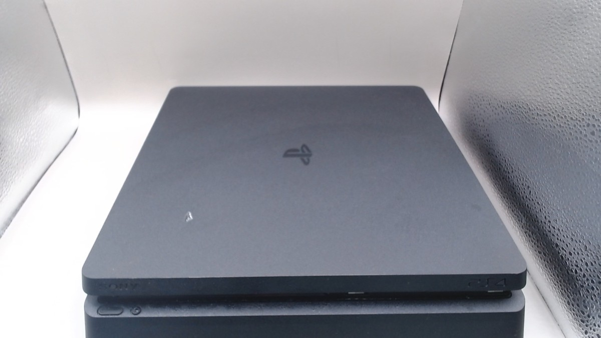 Sony PlayStation 4 Slim PS4 1TB Black console CUH-2215B, pre owned (CJL007176)