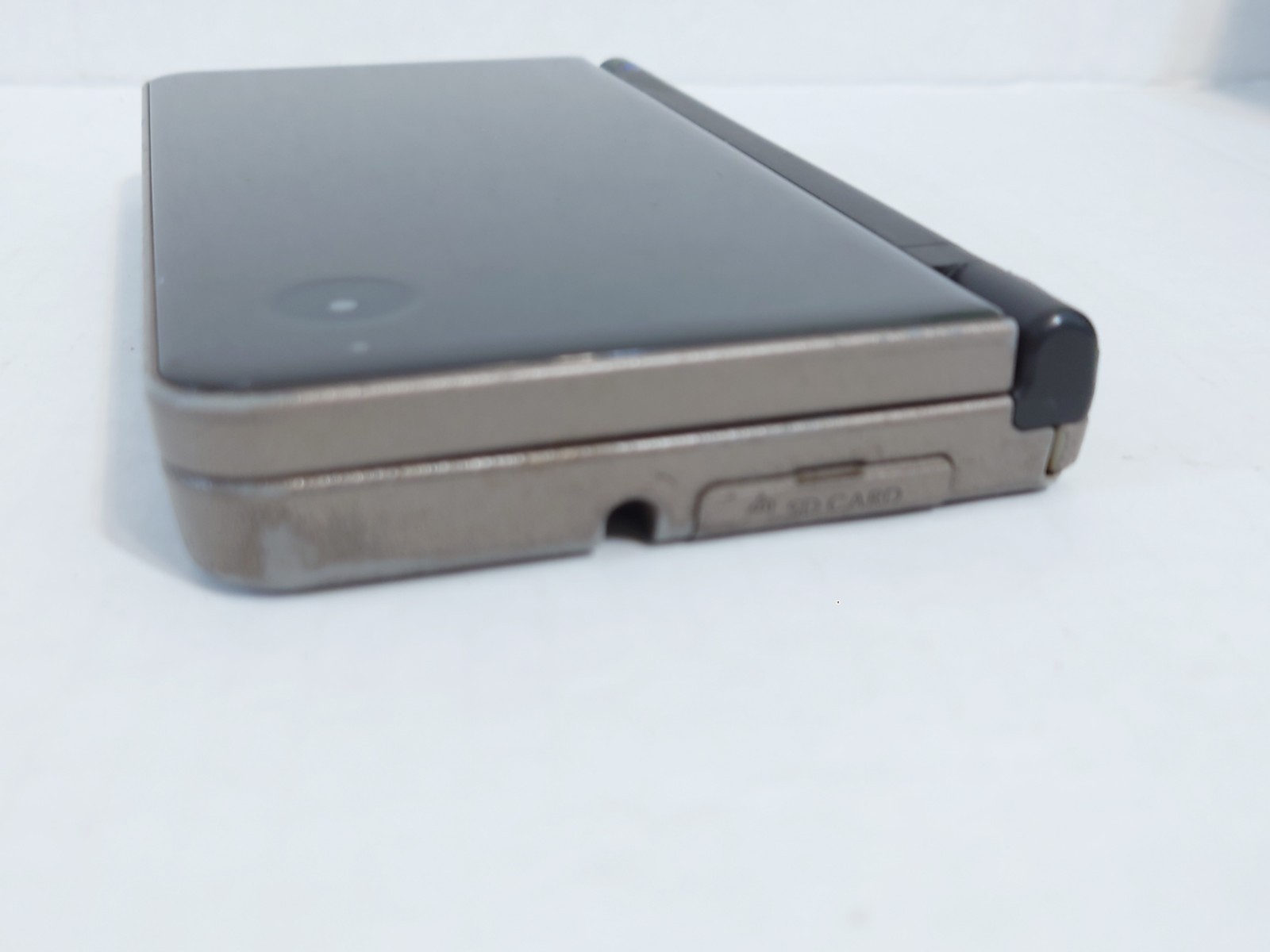 Nintendo DSi LL Bronze/Dark Brown JP Crack On Hinge, Yellow Screens Read Desc