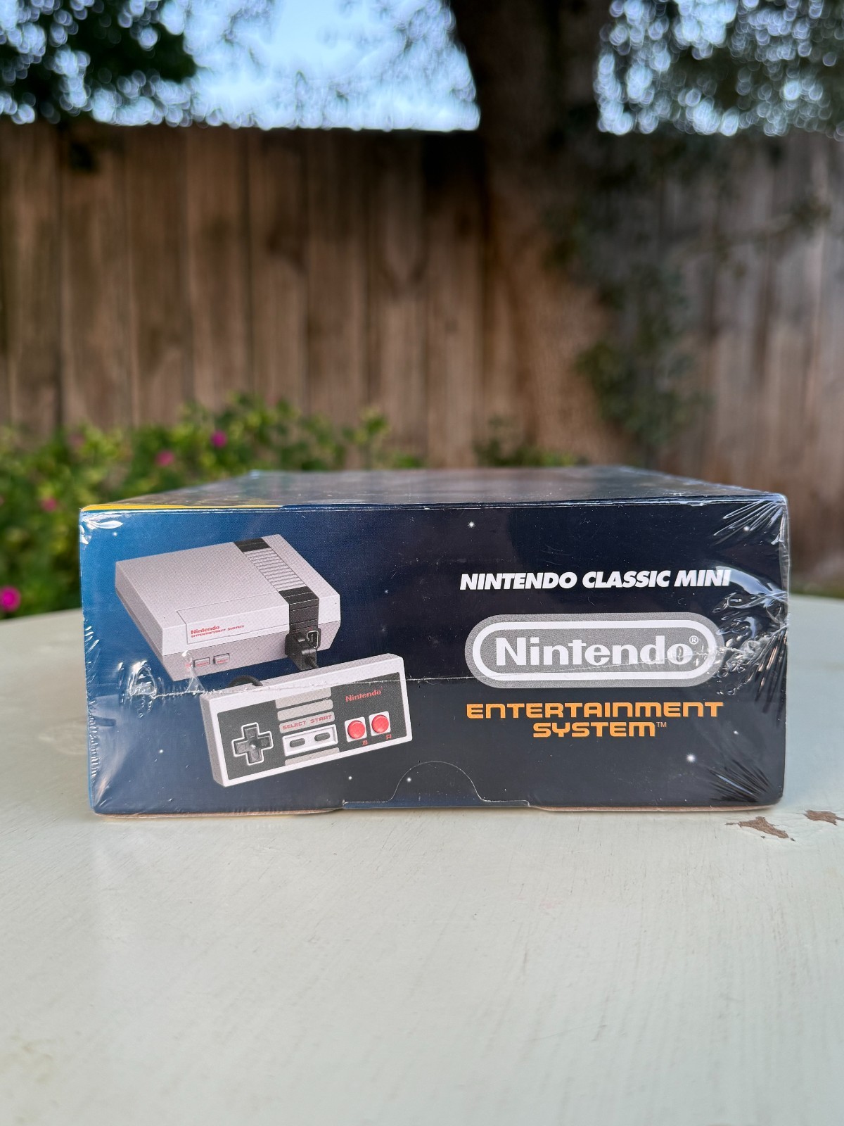 Nintendo NES Classic Mini Console – 30 Built-in Games – Brand New Sealed (EU)