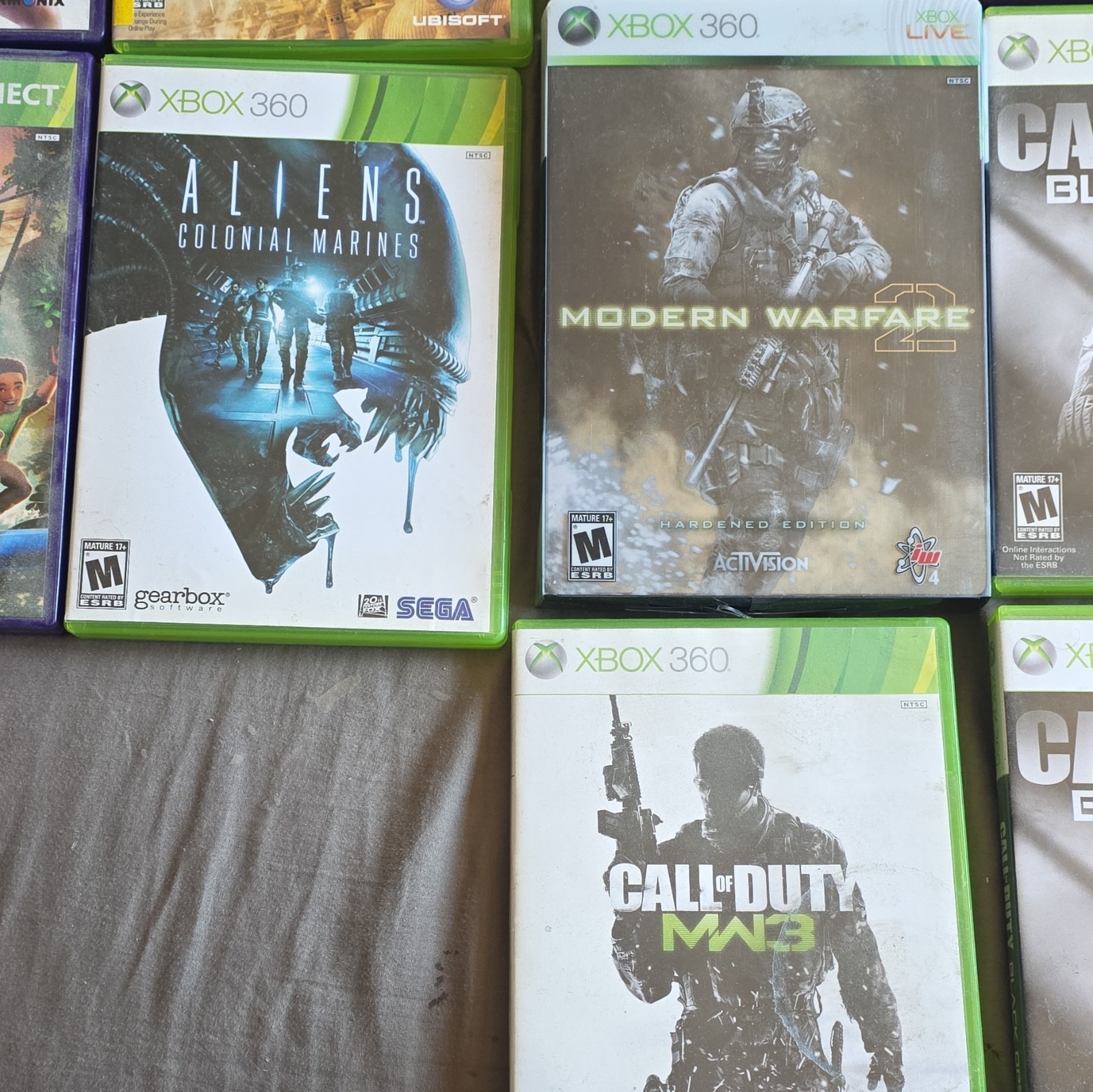 X Box 360,6 Controllers 21 Games Kinect, Wireless Adaptor, 256 mb Memory Card.