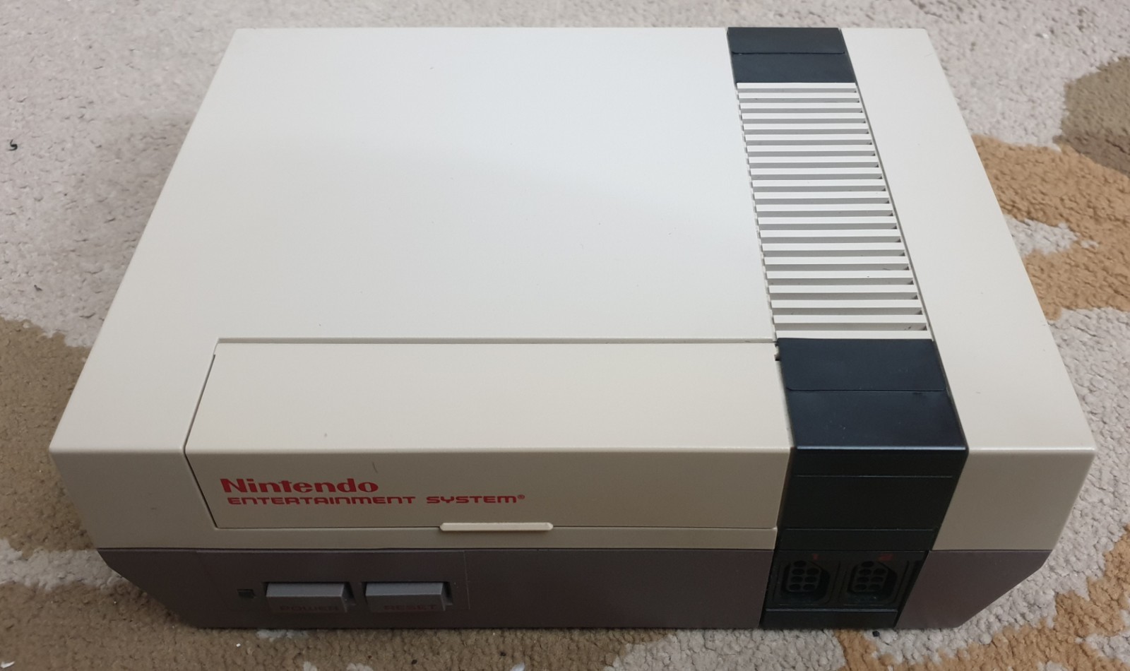 Nintendo NES Action Set Home Console – White/Gray