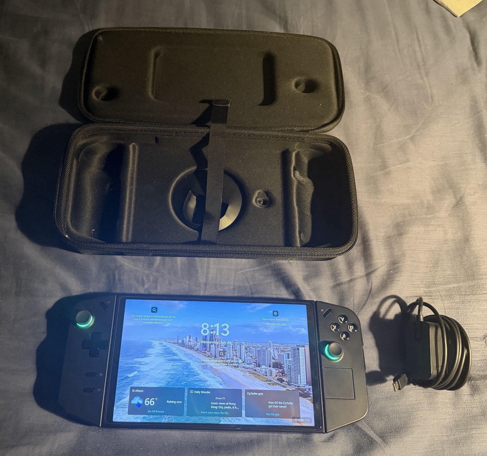 Lenovo Legion Go 8.8″ 144Hz WQXGA Handheld AMD Ryzen Z1 Extreme 16gb 1TB SSD