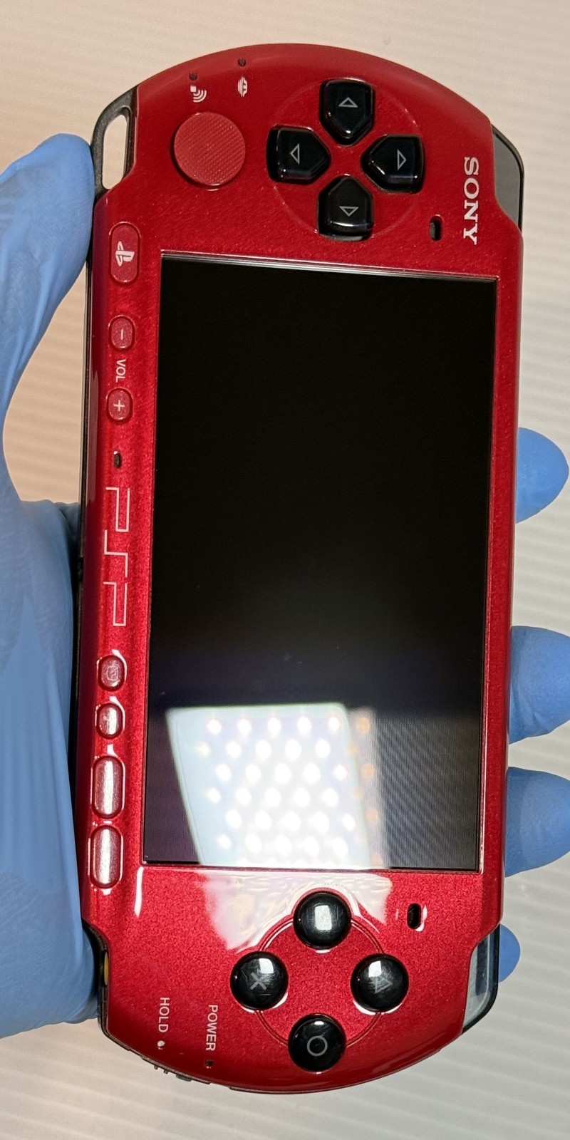 Sony PSP-3000 Console Red Black VALUE PAK Region Free w/2GB, Pouch – Excellent