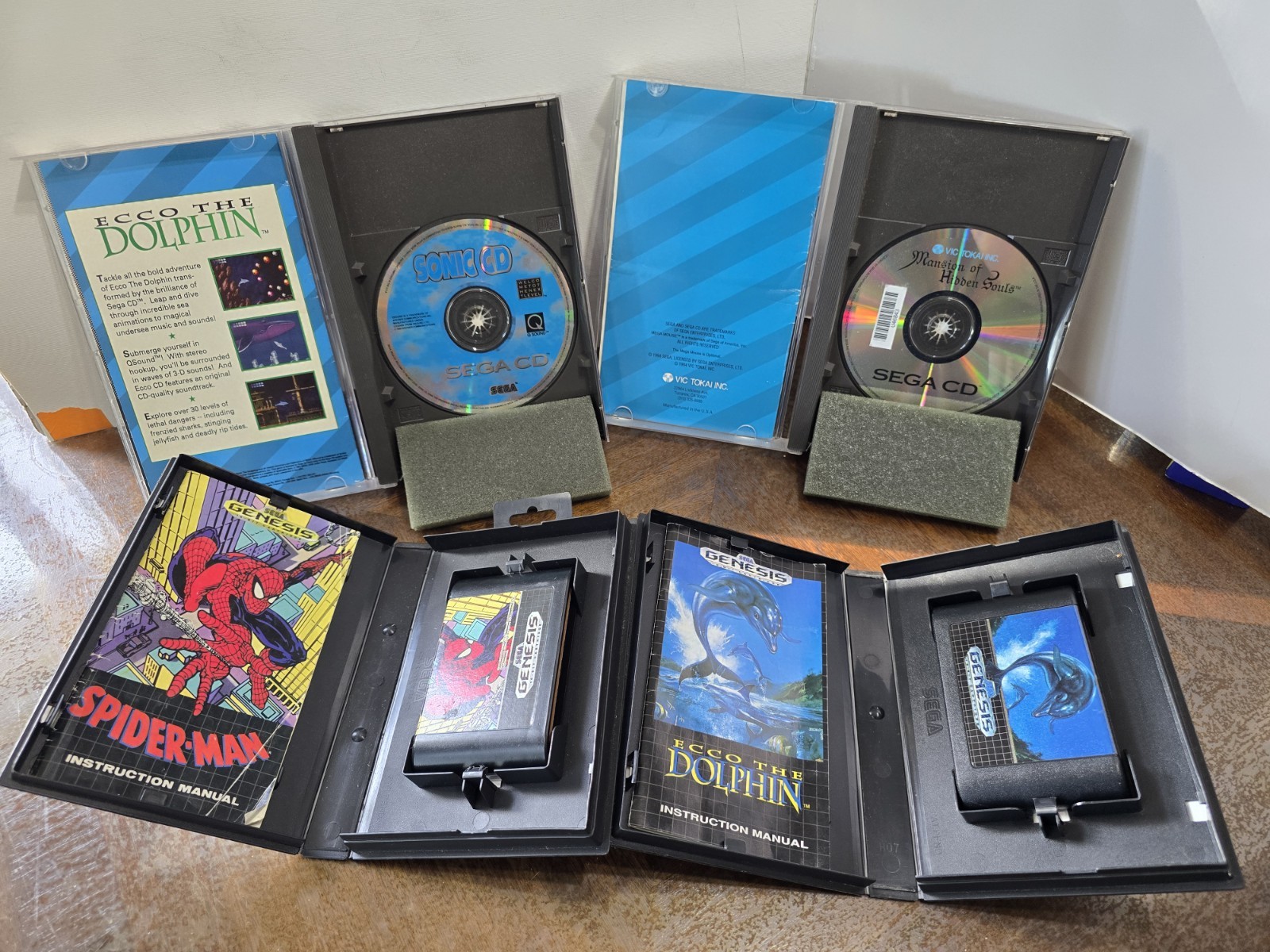 JVC X’EYE Sega Genesis Sega CD with JVC & Genesis Controllers & 4 games Sonic CD