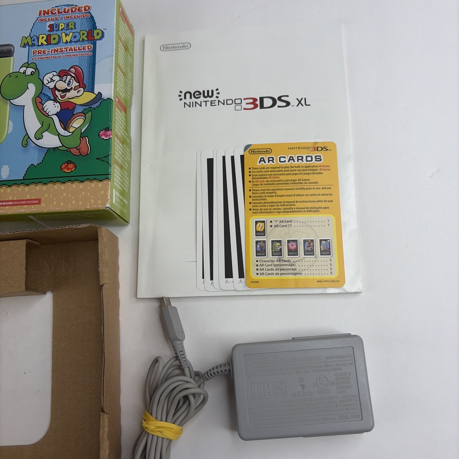 New Nintendo 3DS XL Lime Green Super Mario World Edition Complete Box US Model