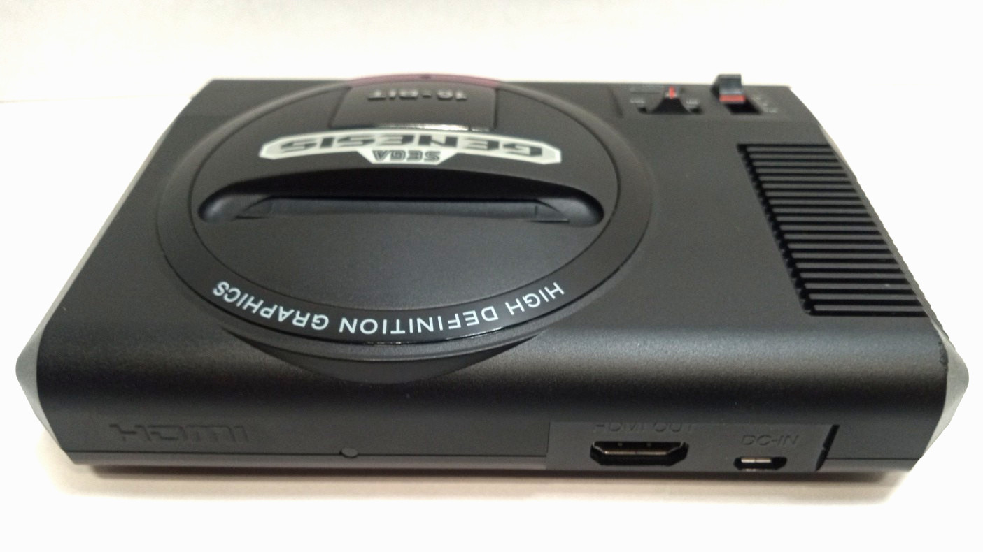 Sega Genesis Mini w/ 270 Official Classic Console 2 Controllers MK-16000 OEM