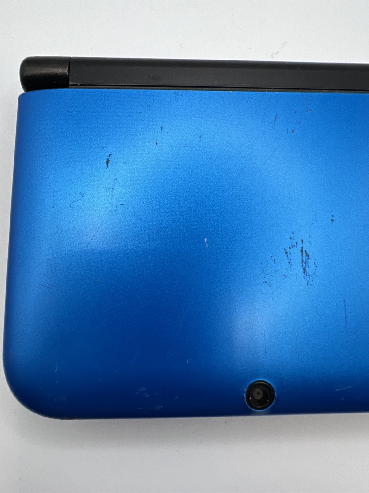 Nintendo 3DS XL Blue Black Handheld Console 2011 Works Charger, Games, NO STYLUS