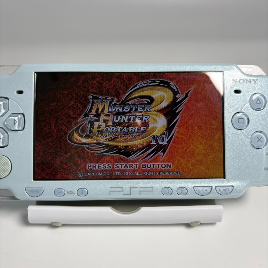 SONY Playstation PSP 2000 Blue Console only Region-Free Tested Working