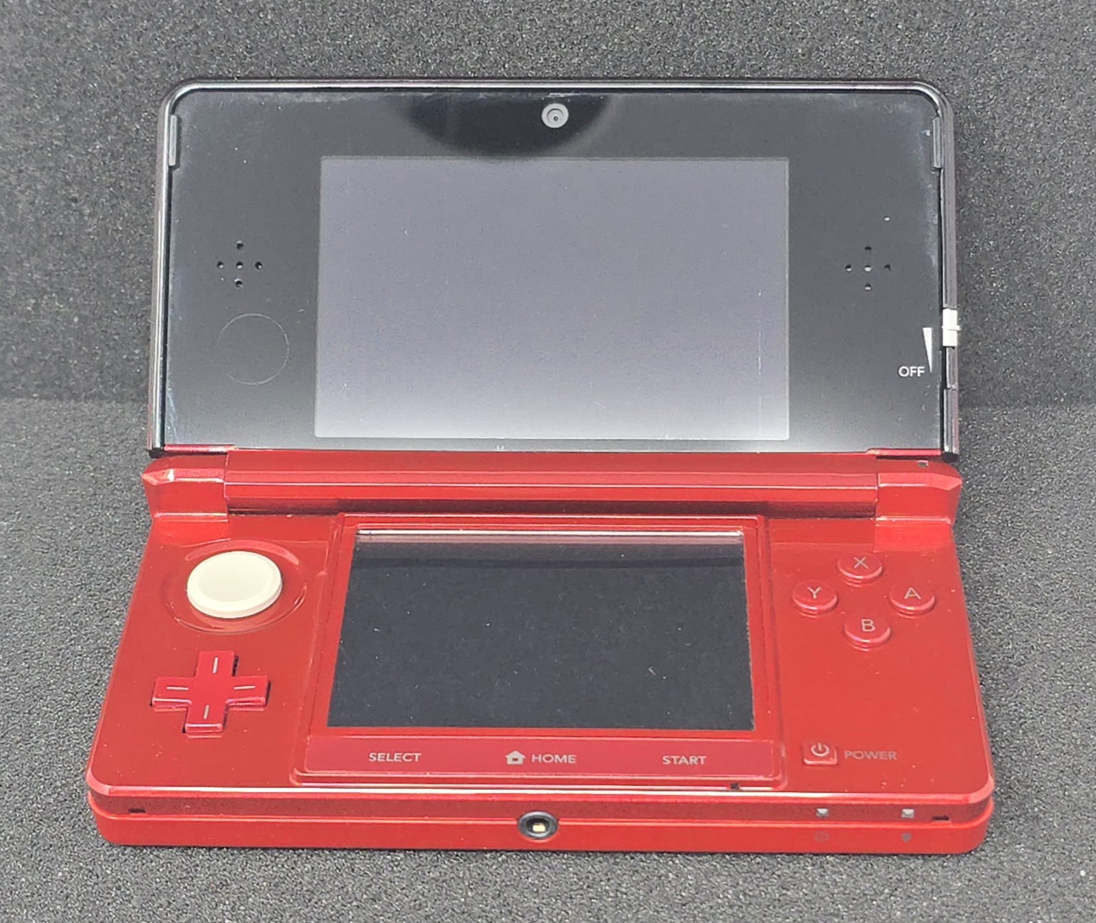 Nintendo 3DS Handheld System Flame Red CTR-001 w/ Charger TESTED