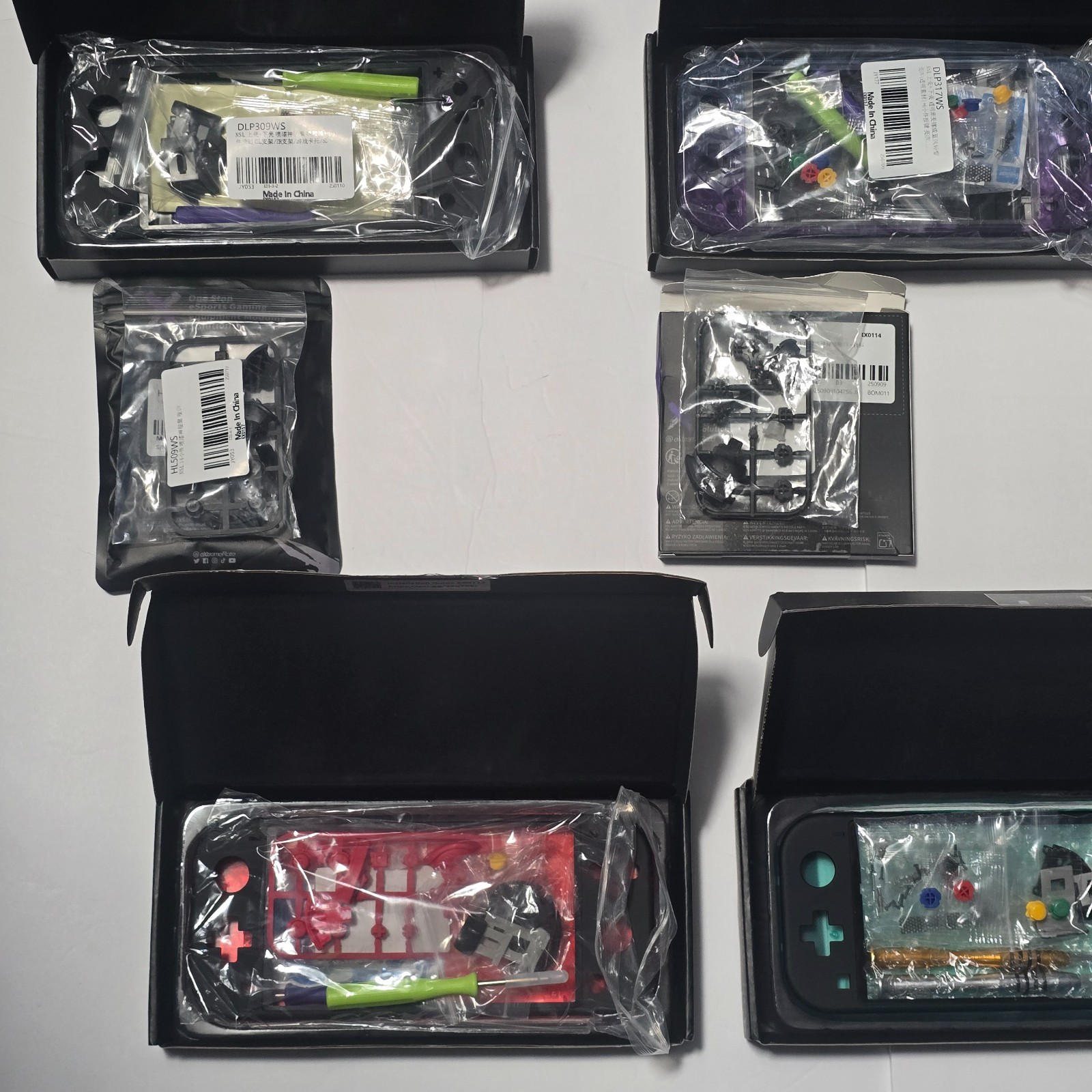 Nintendo Switch Lite SHELLS AND BUTTONS Choose – Clear Blue, Red, Black, Purple