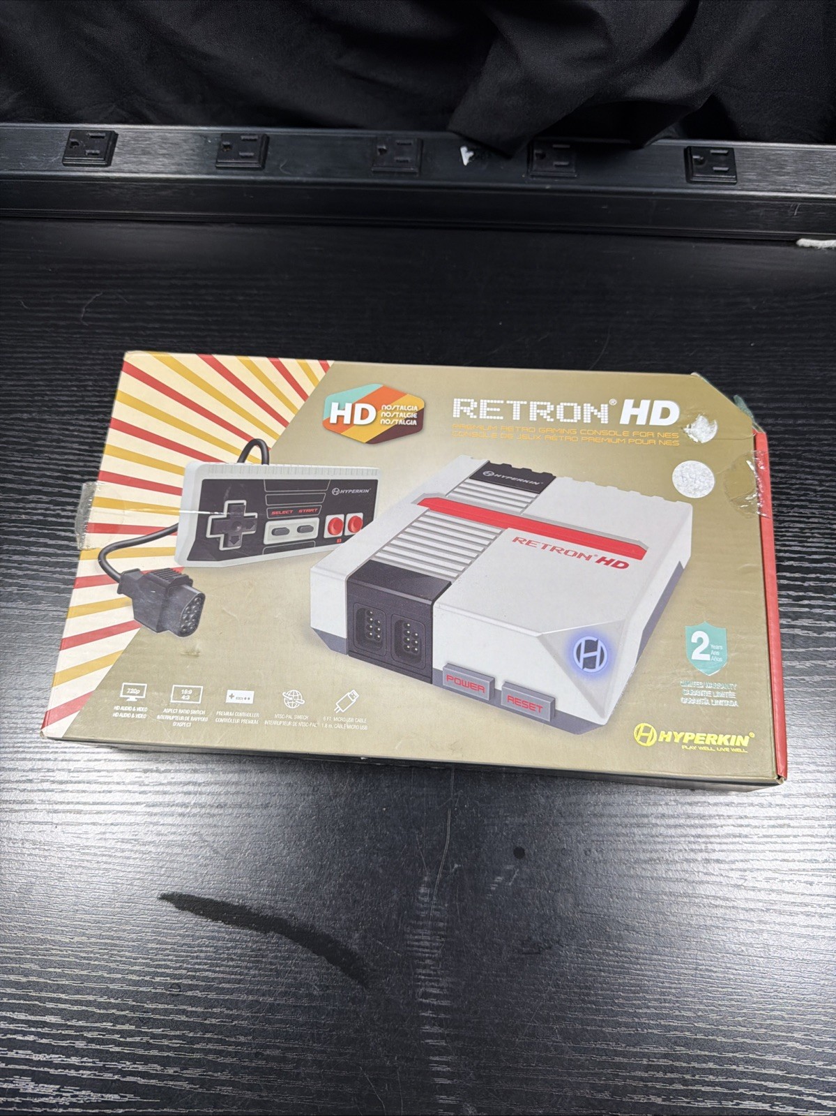 Hyperkin Retron HD Console Gray Black Red HDMI AV USB NES 720p PAL NTSC