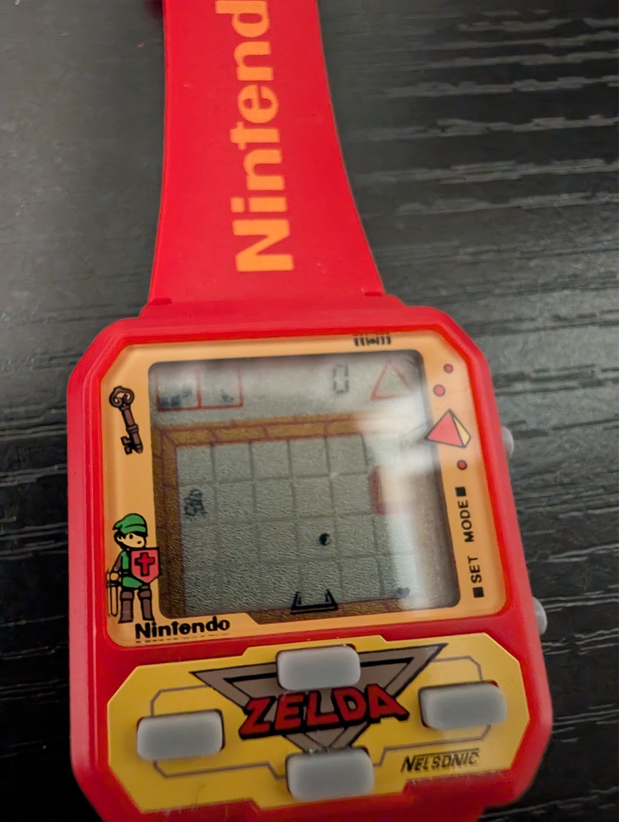 Vintage 1989 Nelsonic Legend of Zelda Game Watch Red – Does Not Work
