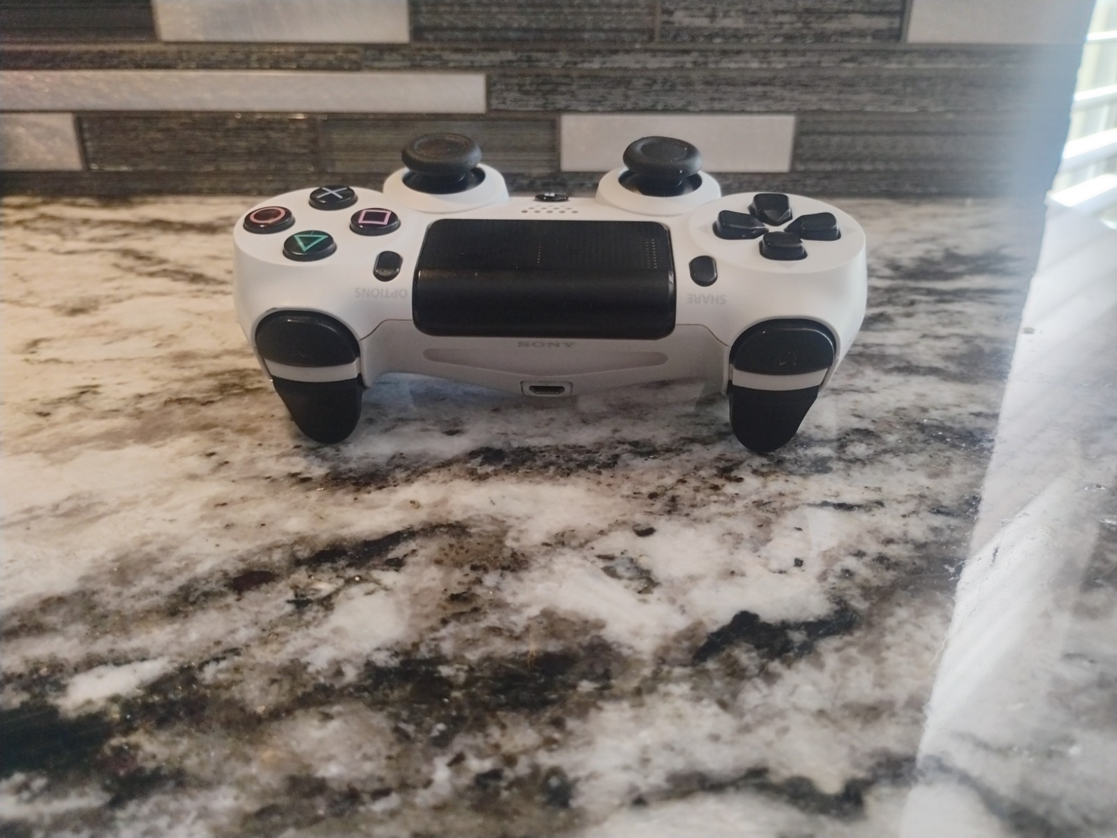 Sony PlayStation 4 – 500GB – With Controller – Tested And Working