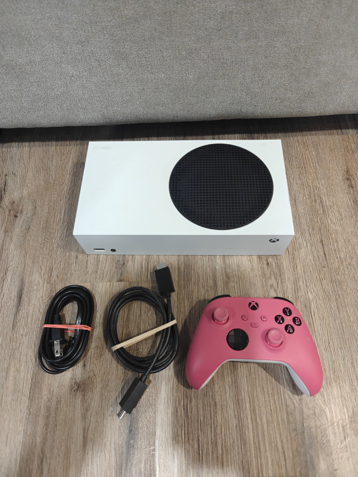 Microsoft Xbox Series S Console White 512GB – w/ Controller/Cables