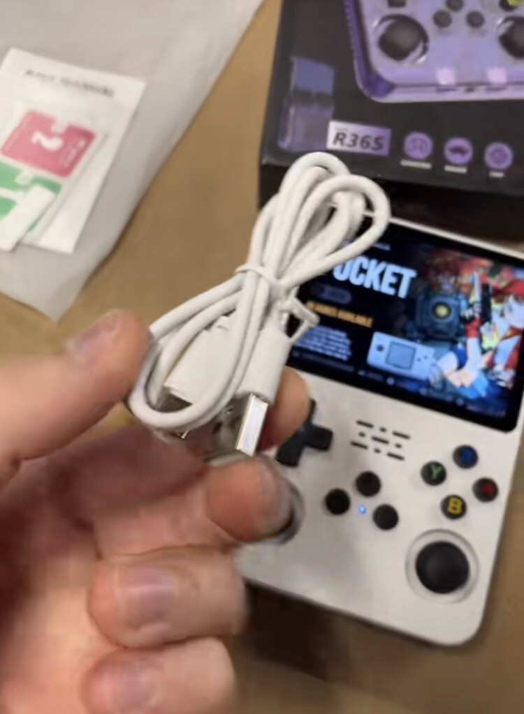 R36S Retro Handheld Game Console – 64GB – White – 10K+ Games – New in Box Purple