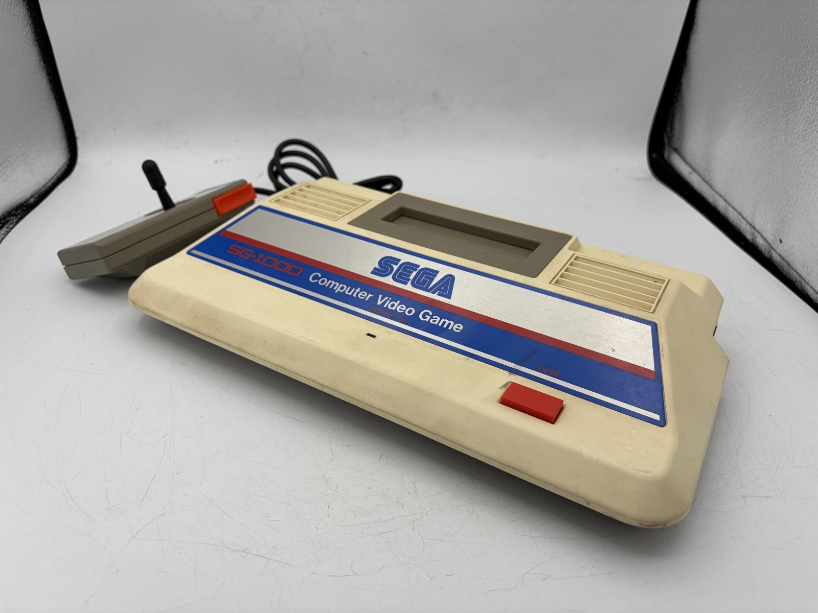SEGA computer video game SG-1000 console with box with AC and RF adapter