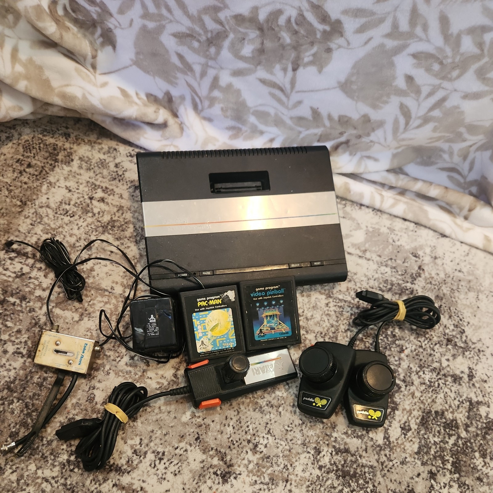 Atari 7800 Pro System Console used!! cosmetic issues with games